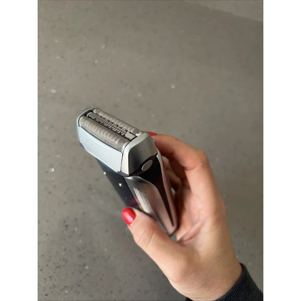 Braun Series 5 8985 cc Electric Shaver Mens Silver Black 360 Razor **UNTESTED**